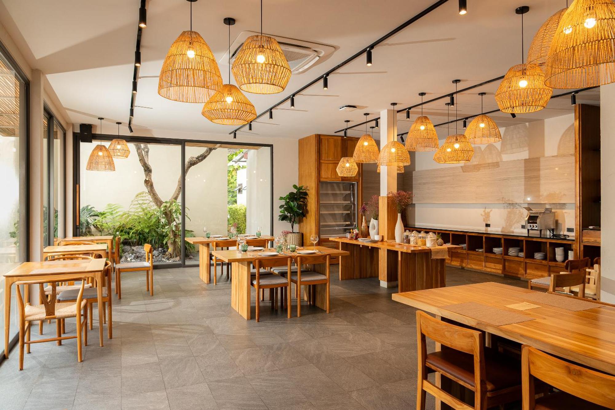 Eden Resort & Villas Phuket Patong Екстериор снимка