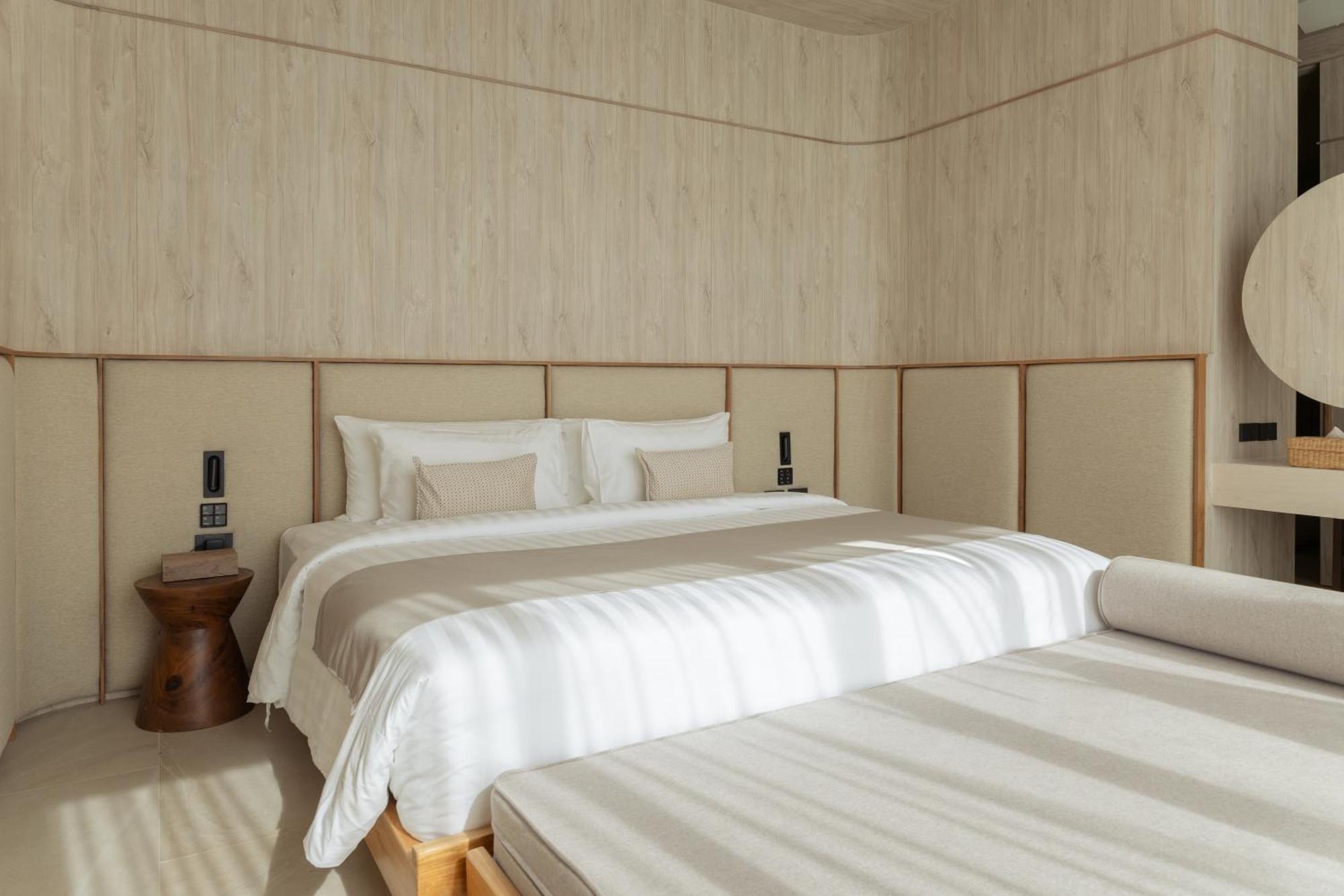 Eden Resort & Villas Phuket Patong Екстериор снимка
