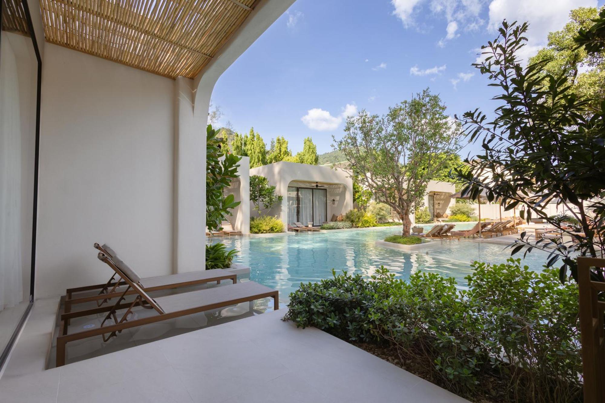 Eden Resort & Villas Phuket Patong Екстериор снимка